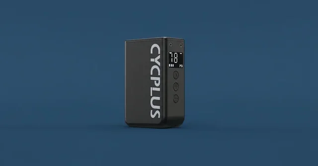 CYCPLUS compact pump product studio photography — category three